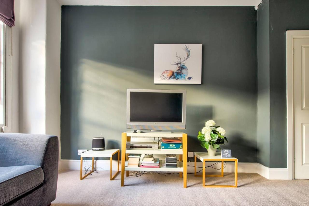 Joivy Bright 1 Bed Flat, Close To Princess Street EDI Exteriér fotografie